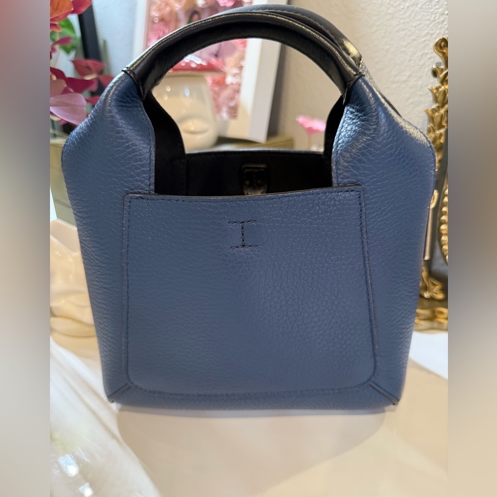 Furla Gilda Mini Handbag in Blu Jay/Nero